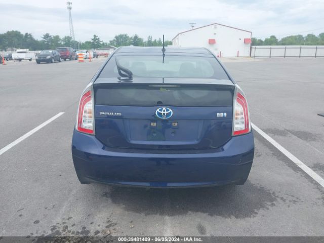 JTDKN3DU0E1775571 Toyota Prius Two