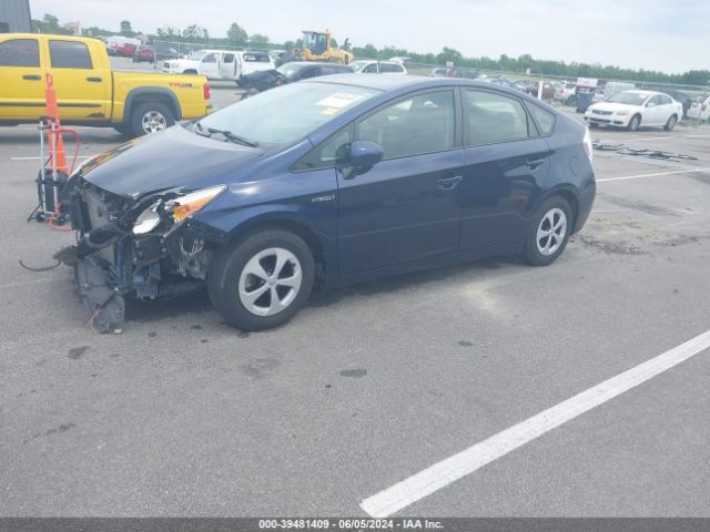 JTDKN3DU0E1775571 Toyota Prius Two