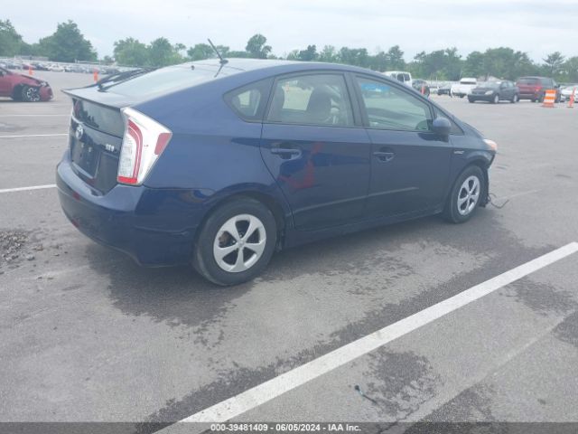 JTDKN3DU0E1775571 Toyota Prius Two