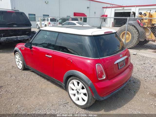 2005 MINI COOPER WMWRC335X5TK61615 Photo 2