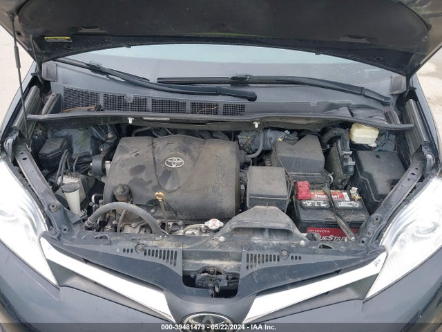 Toyota Sienna Le 8 Passenger 2018 5TDKZ3DC2JS922434 Image 10