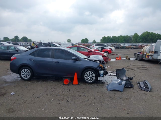 Toyota COROLLA LE 2019 5YFBURHE0KP946416 Image 13