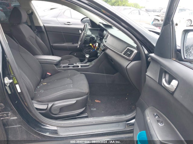 KIA Optima Lx 2017 5XXGT4L33HG130514 Image 5