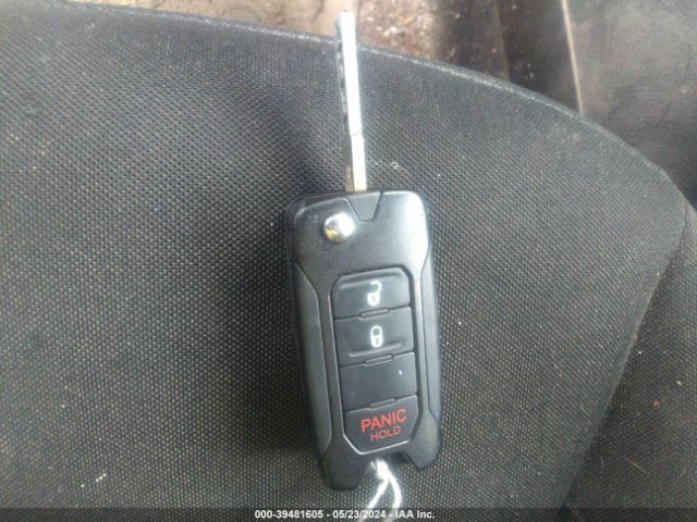 ZACCJABH3FPC20867 Jeep Renegade Latitude