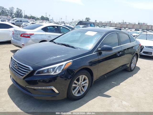 Hyundai SONATA SE 2015 5NPE24AF7FH093928 Image 2