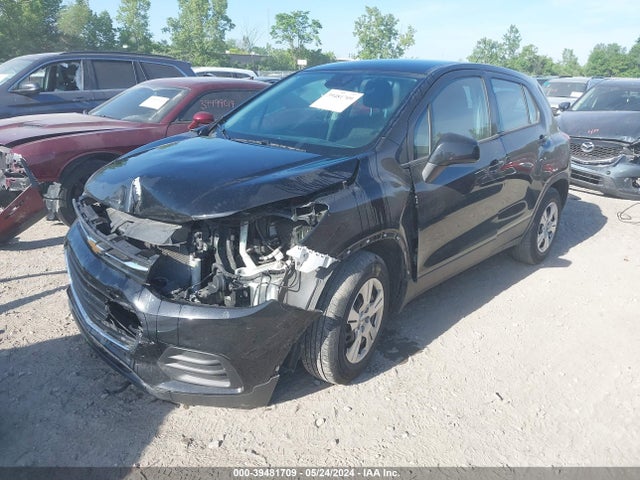 Chevrolet TRAX LS 2017 3GNCJKSB7HL255741 Image 2