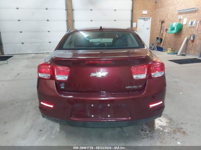 1G11D5SL1FF306698 Chevrolet MALIBU 2LT