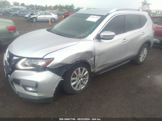 Nissan ROGUE SV 2017 JN8AT2MV5HW259349 Image 2