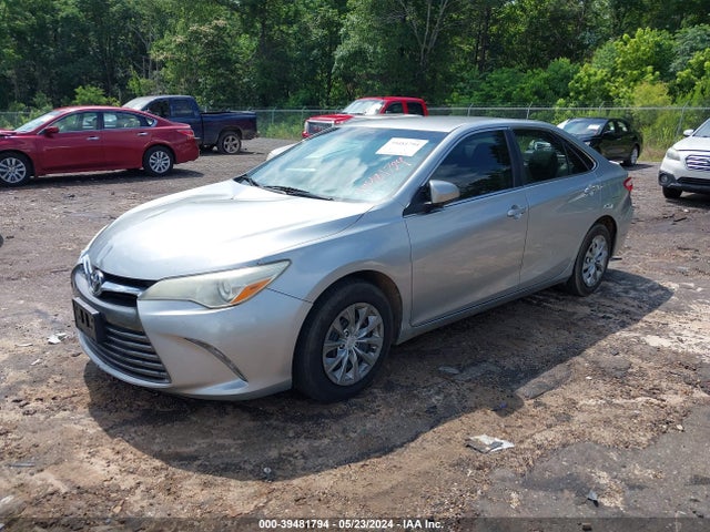 Toyota CAMRY LE 2015 4T4BF1FK8FR466736 Image 2