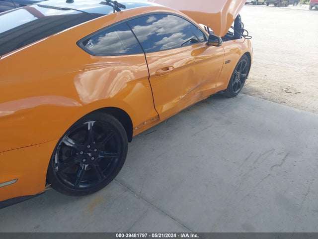 Ford Mustang Gt Premium 2018 1FA6P8CF2J5102527 Image 6