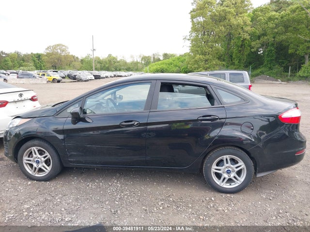 Ford FIESTA SE 2018 3FADP4BJ2JM144650 Image 14