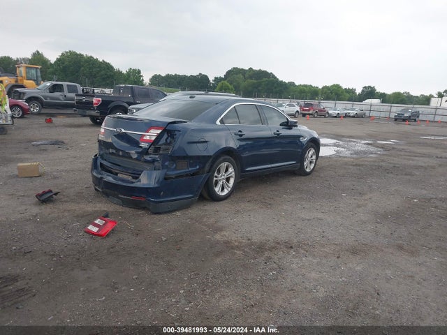 Ford TAURUS SEL 2017 1FAHP2E89HG134880 Image 4