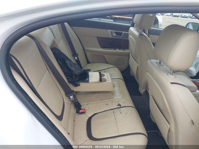 2015 JAGUAR XF SAJWJ0FF8F8U39560 Photo 7