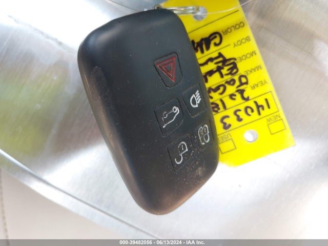 2018 JAGUAR F-PACE SADCJ2FX0JA250249 Photo 10