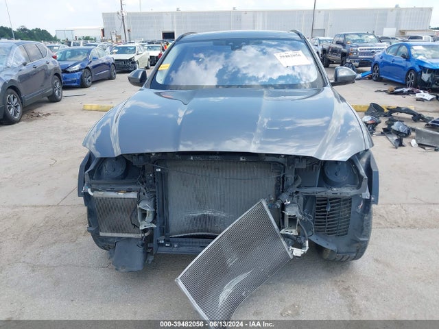 SADCJ2FX0JA250249 Jaguar F-pace 25t Premium