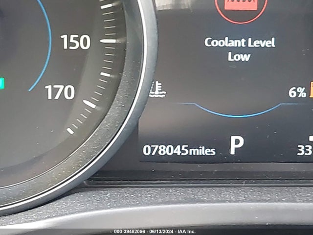 Jaguar F-pace 25t Premium 2018 SADCJ2FX0JA250249 Image 16