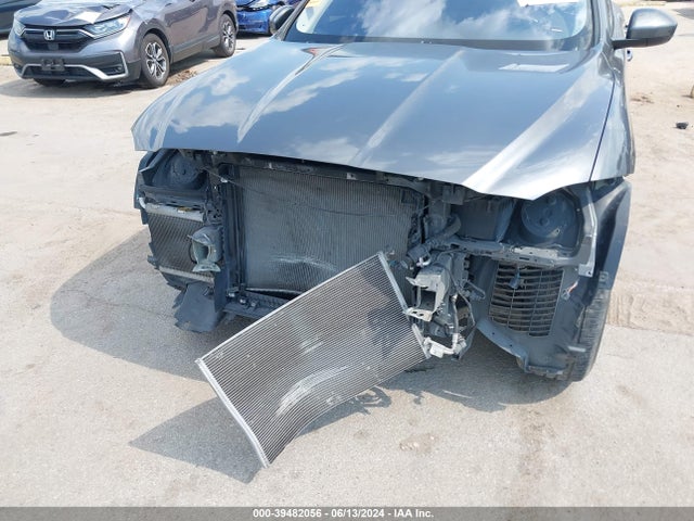 2018 JAGUAR F-PACE SADCJ2FX0JA250249 Photo 5