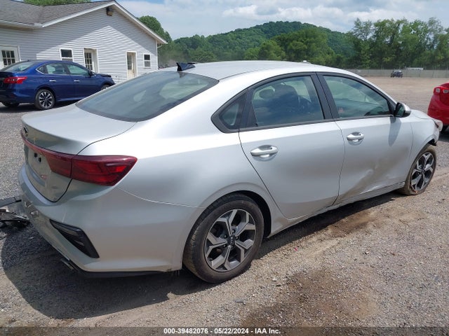 KIA Forte Lxs 2019 3KPF24AD4KE109018 Image 4