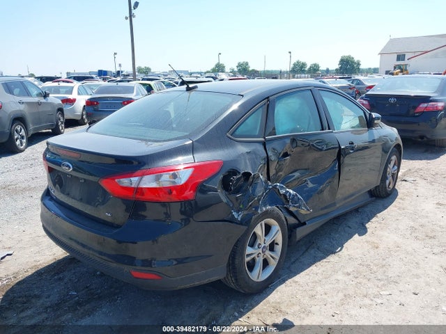 Ford FOCUS SE 2014 1FADP3F25EL134585 Image 4