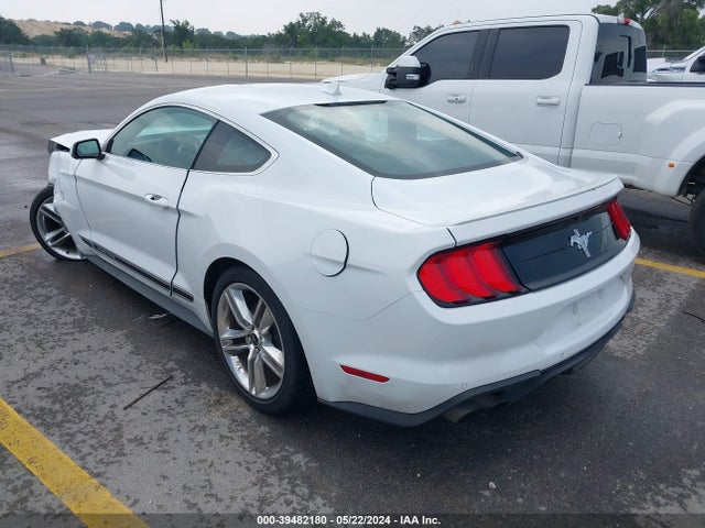 Ford Mustang Ecoboost Premium Fastback 2021 1FA6P8TH8M5147610 Image 3