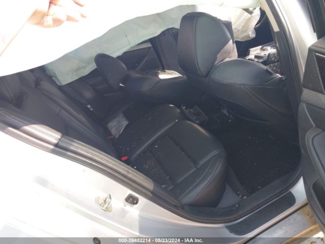 1N4AA6AP2JC394963 Nissan Maxima 3.5 Sv