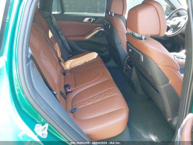 BMW X6 M60i 2024 5UX43EX09R9T81267 Image 8