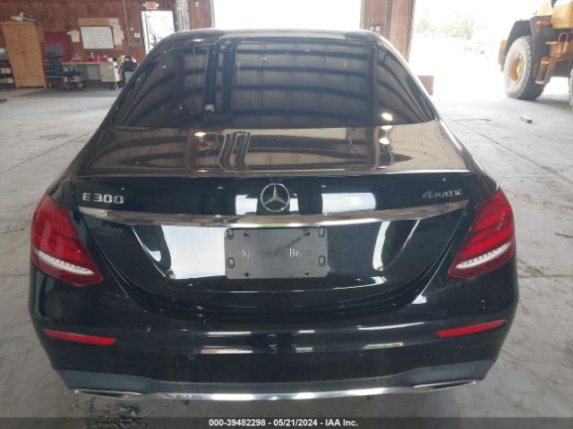 WDDZF4KB3KA489007 Mercedes-Benz E 300 4matic
