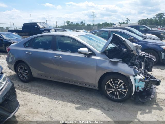 3KPF24AD6RE778904 KIA Forte Lxs