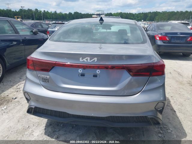 3KPF24AD6RE778904 KIA Forte Lxs