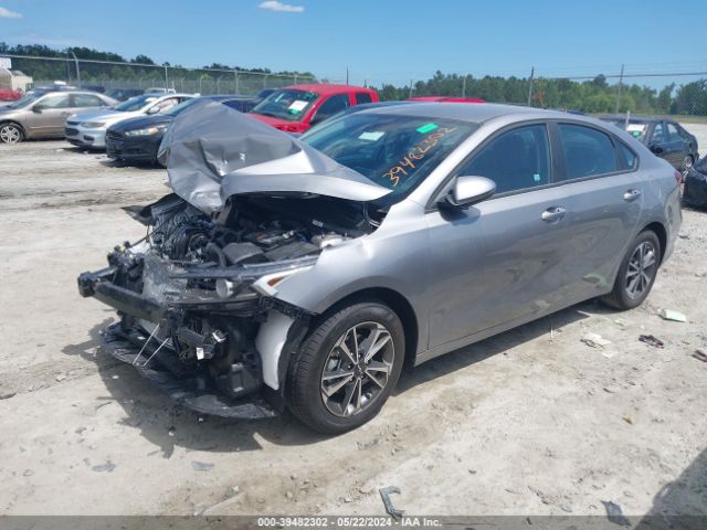 3KPF24AD6RE778904 KIA Forte Lxs
