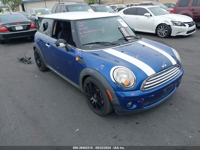 2009 MINI COOPER WMWMF33539TW70529 Photo 0