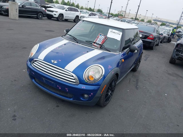2009 MINI COOPER WMWMF33539TW70529 Photo 1