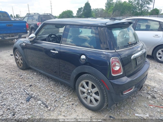 2013 MINI HARDTOP WMWSV3C53DT395487 Photo 2