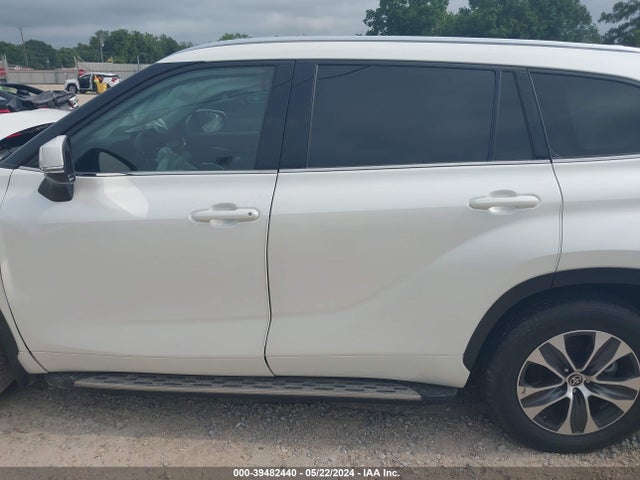 Toyota Highlander Xle 2021 5TDGZRAH1MS077976 Image 14