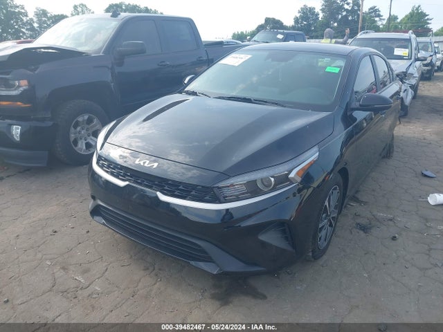 KIA Forte Lxs 2023 3KPF24AD1PE544750 Image 2