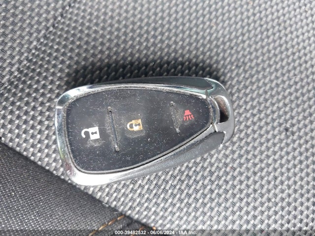Chevrolet Traverse Ls 2019 1GNERFKW8KJ312913 Image 11