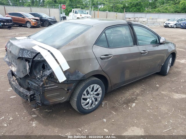 Toyota COROLLA LE 2017 2T1BURHE3HC963767 Image 4