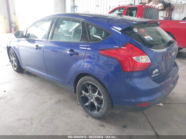 Ford FOCUS SE 2014 1FADP3K29EL294152 Image 3
