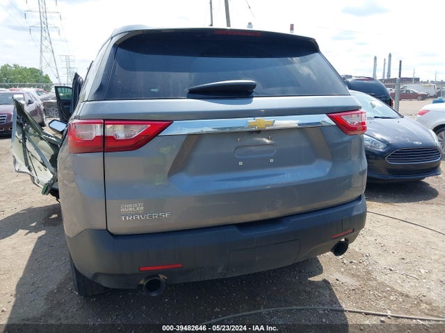 Chevrolet Traverse Ls 2018 1GNERFKW6JJ275391 Image 16