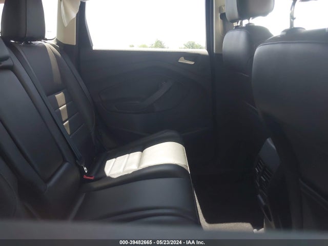 Ford ESCAPE SE 2016 1FMCU0G9XGUB94265 Image 8