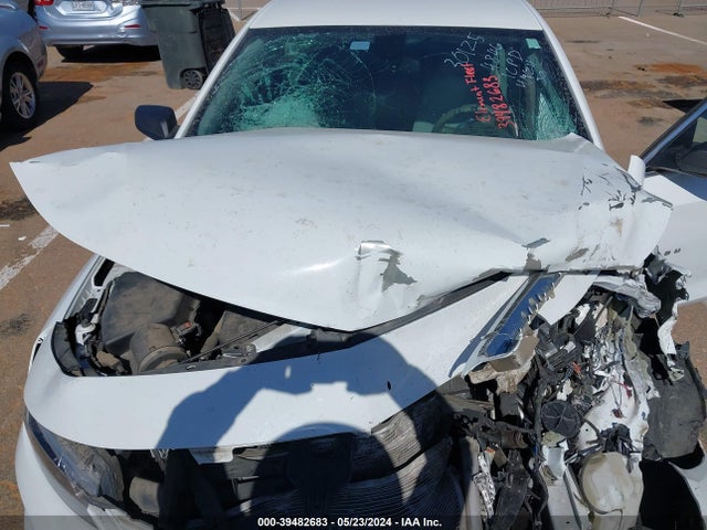 Chevrolet Malibu 1fl 2018 1G1ZC5ST8JF134846 Image 10