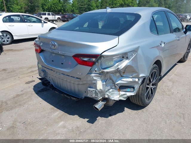 Toyota CAMRY LE 2022 4T1C11AK6NU059159 Image 6