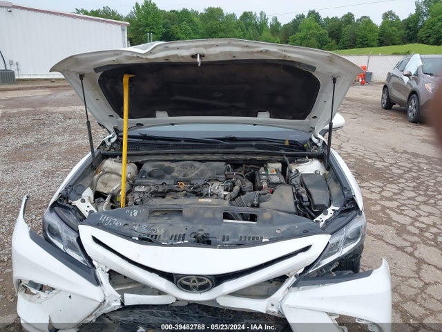 Toyota CAMRY SE 2018 4T1B11HK2JU543146 Image 10