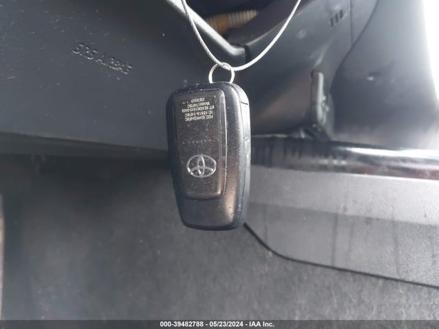 Toyota CAMRY SE 2018 4T1B11HK2JU543146 Image 11