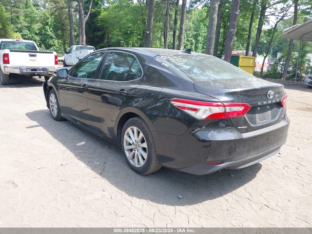 Toyota CAMRY LE 2020 4T1C11AK9LU362840 Image 3