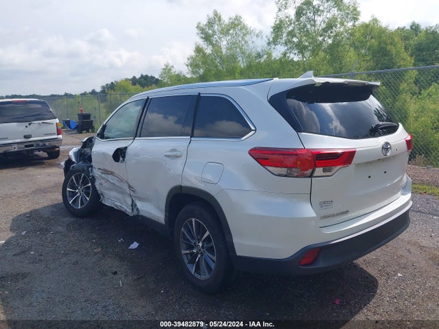 Toyota Highlander Xle 2019 5TDKZRFH1KS316037 Image 3