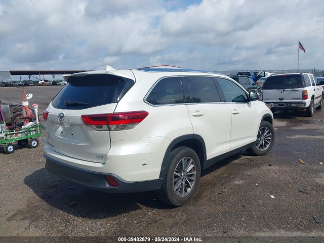 Toyota Highlander Xle 2019 5TDKZRFH1KS316037 Image 4