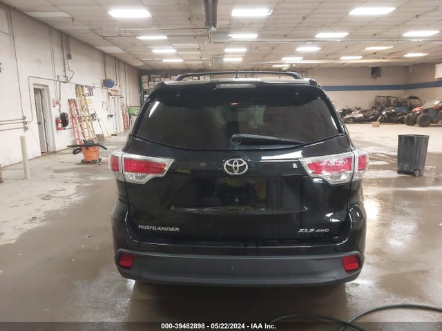 Toyota Highlander Xle V6 2015 5TDJKRFHXFS120197 Image 16