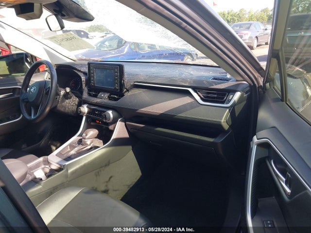Toyota Rav4 Xle Premium 2019 JTMC1RFV0KD005583 Image 5
