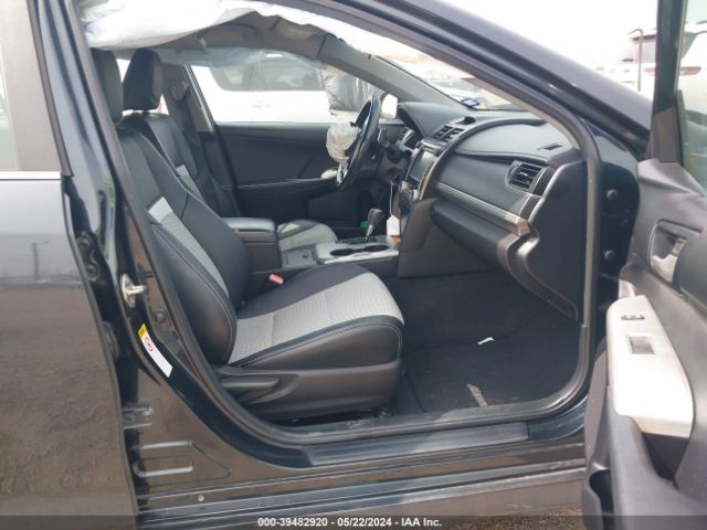 4T1BF1FK2EU410297 Toyota CAMRY SE